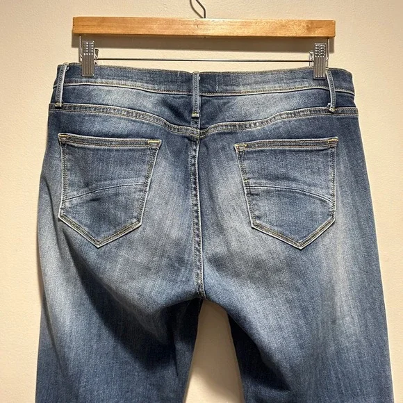 Driftwood Kelly Jeans Womens 32x32 Embroidered Floral Straight Leg Denim Boho - Picture 6 of 9